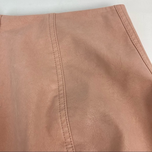 FREE PEOPLE Modern Femme Vegan Mini Skirt in Nude Size 6 - Picture 11 of 12